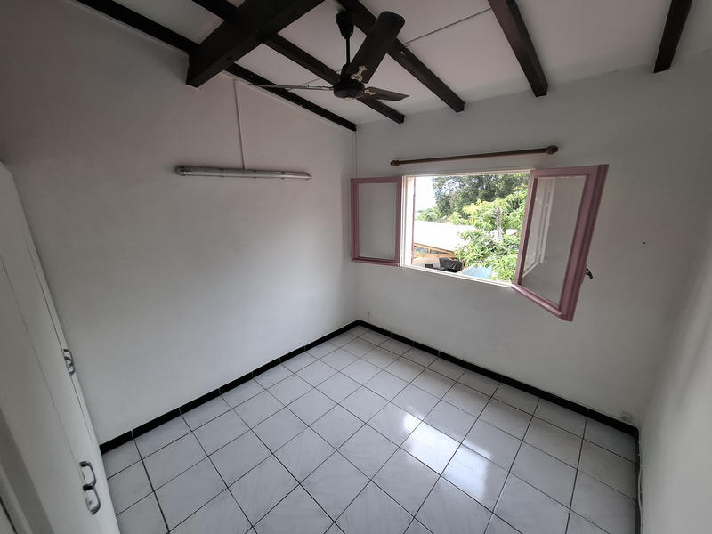 Maison - 120 m² - 9 pièces