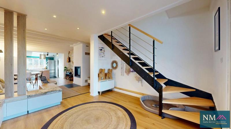 Maison - 99 m² - 4 pièces