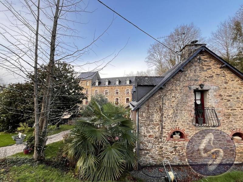 Moulin - 616 m² - 19 pièces