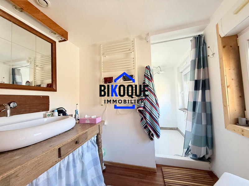 Appartement - 94 m² - 4 pièces