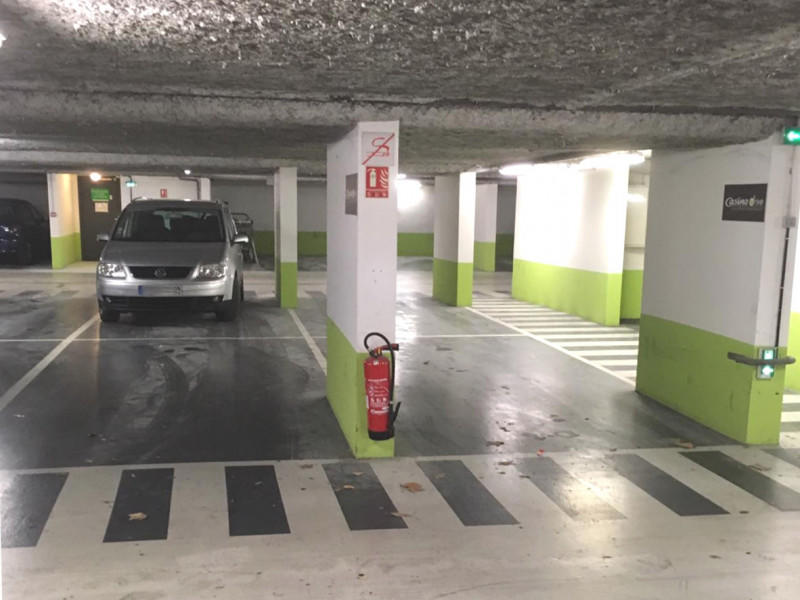 Parking - 10 m²