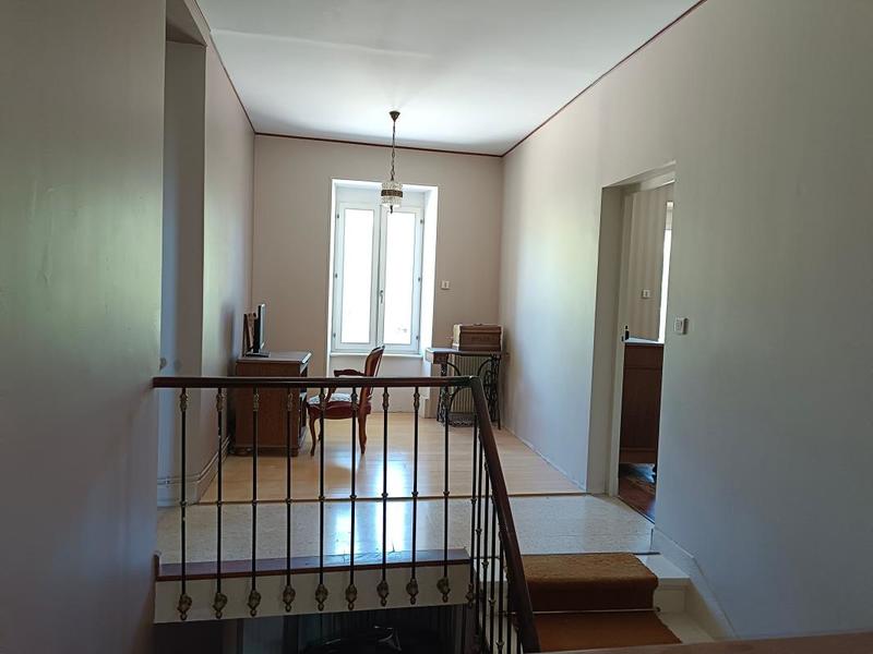 Maison - 287 m² - 8 pièces