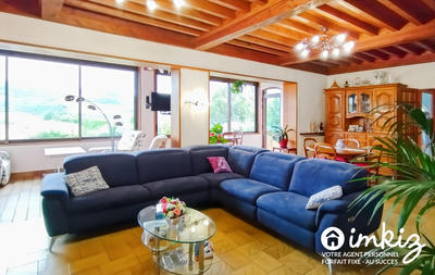 Maison - 168 m² - 7 pièces