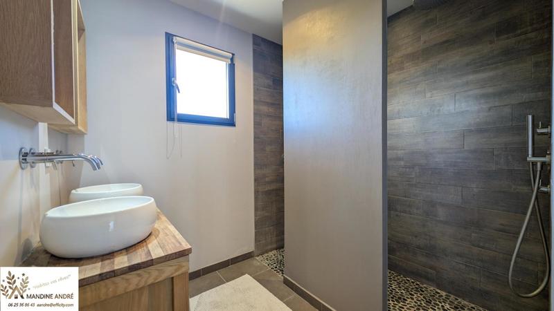 Villa - 141 m² - 5 pièces