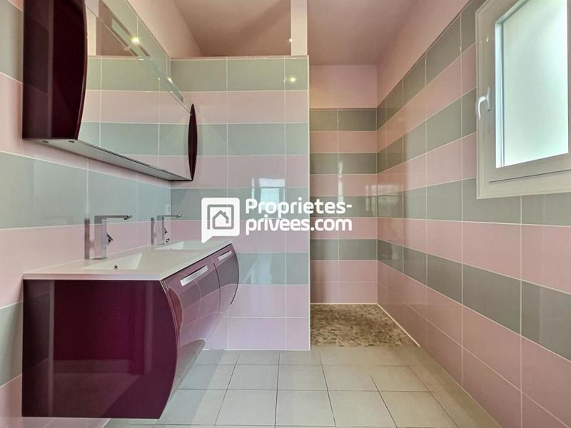 Maison - 190 m² - 5 pièces