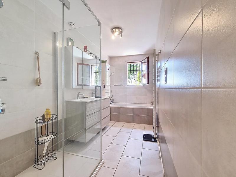 Maison - 123 m² - 7 pièces