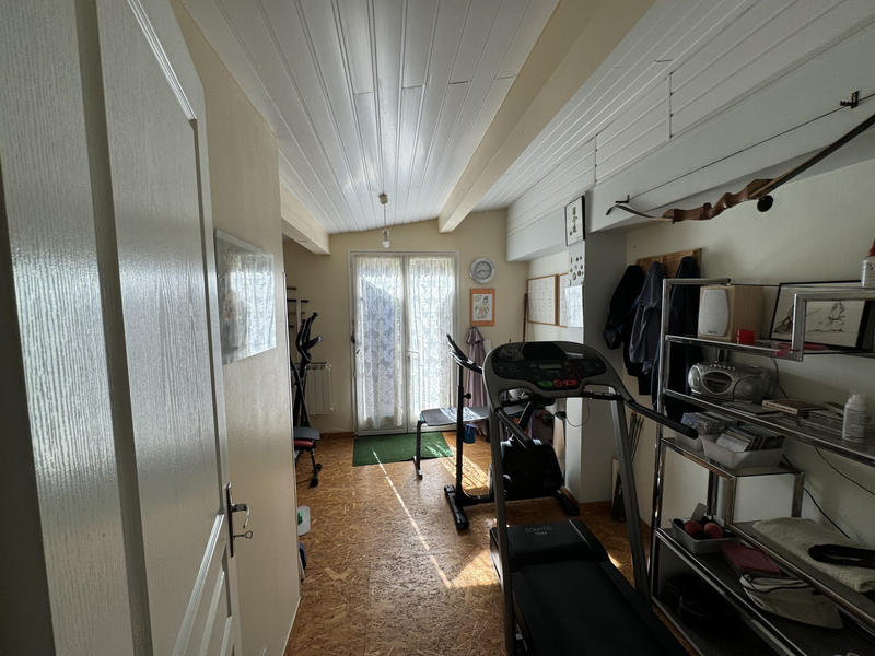 Maison traditionnelle - 150 m² - 7 pièces