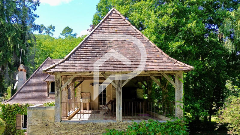 Moulin - 160 m² - 5 pièces