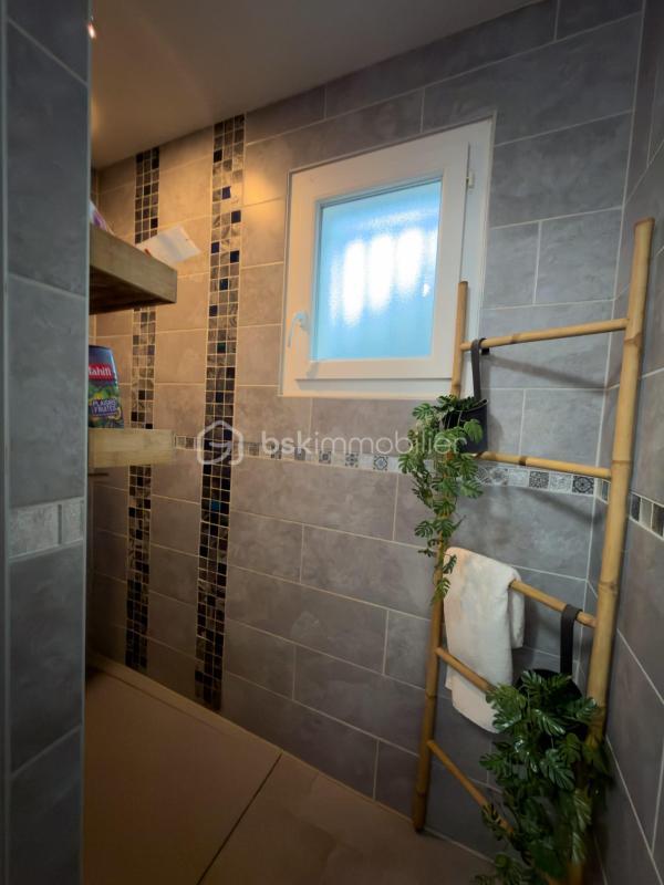 Maison - 94 m² - 4 pièces