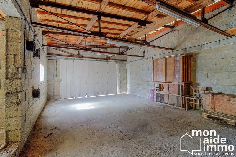 Maison - 184 m² - 6 pièces