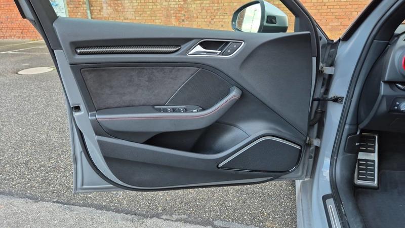 Audi Rs3 2.5 TFSi 400 Quattro s-Tronic Sportback - Toit ouvrant