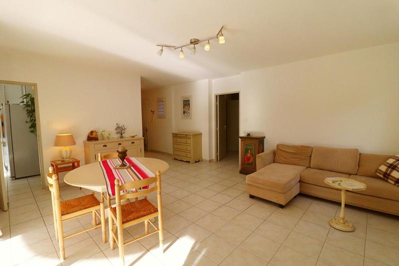 Appartement - 82 m² - 3 pièces