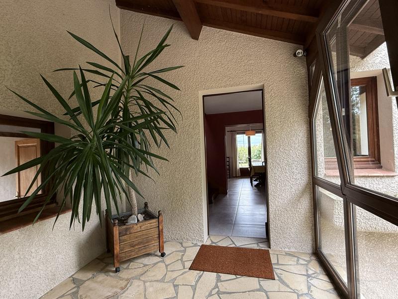 Maison - 147 m² - 6 pièces