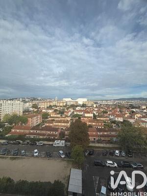 Appartement - 65 m² - 4 pièces