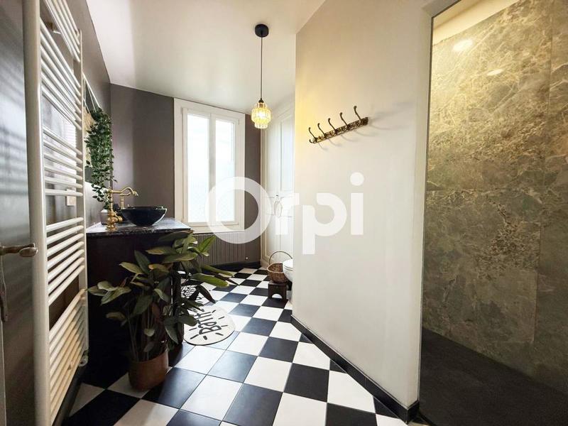 Maison - 115 m² - 5 pièces