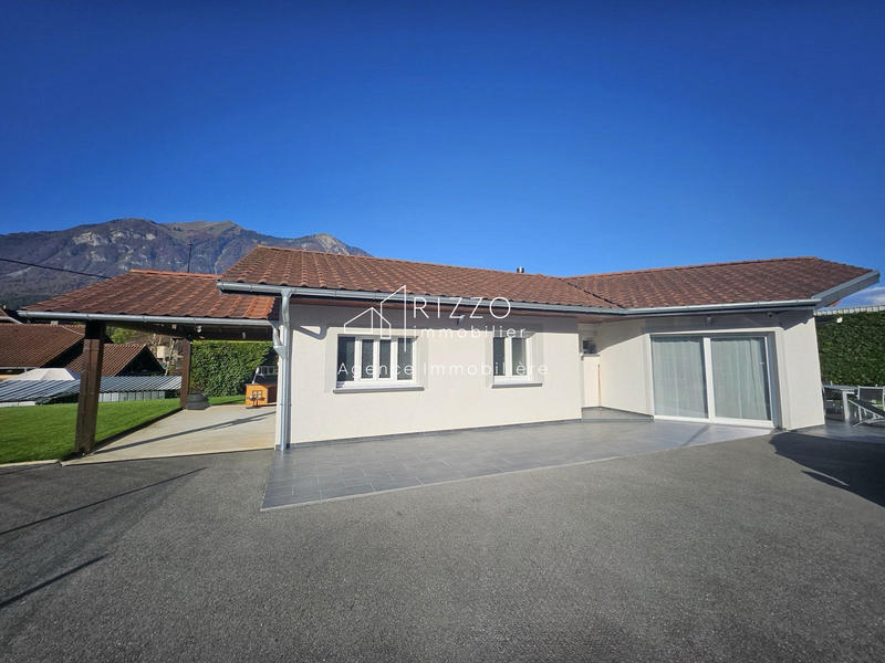 Maison - 98 m² - 4 pièces