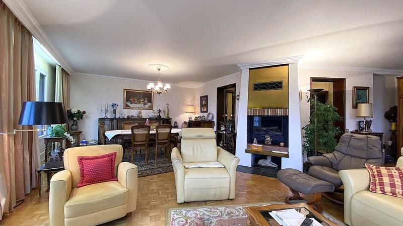 Appartement - 160 m² - 5 pièces