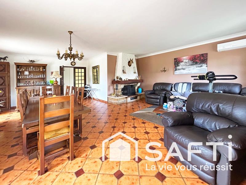 Maison - 235 m² - 6 pièces