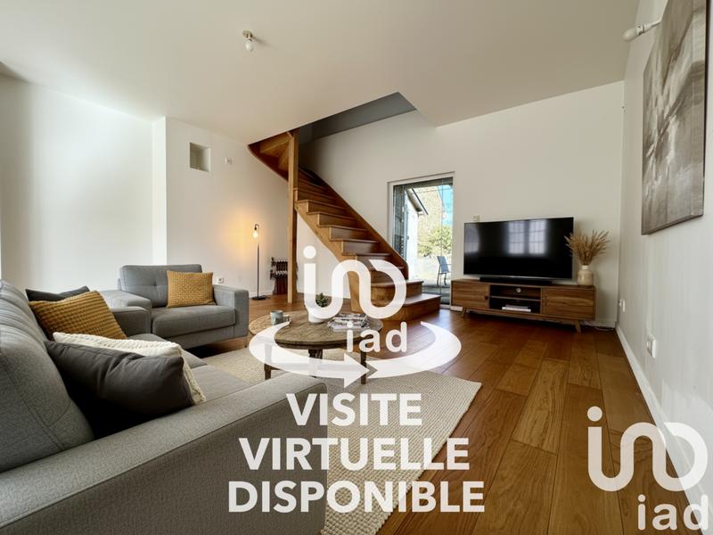Maison - 206 m² - 8 pièces