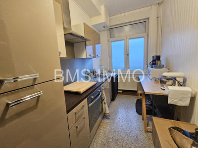 Appartement - 80 m² - 3 pièces