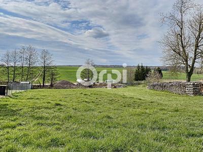 Terrain constructible - 893 m²