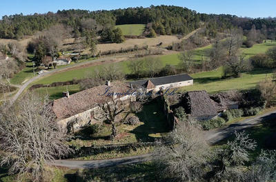 Maison - 216 m² - 7 pièces