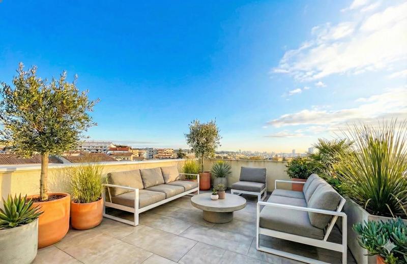 Appartement - 224 m² - 6 pièces