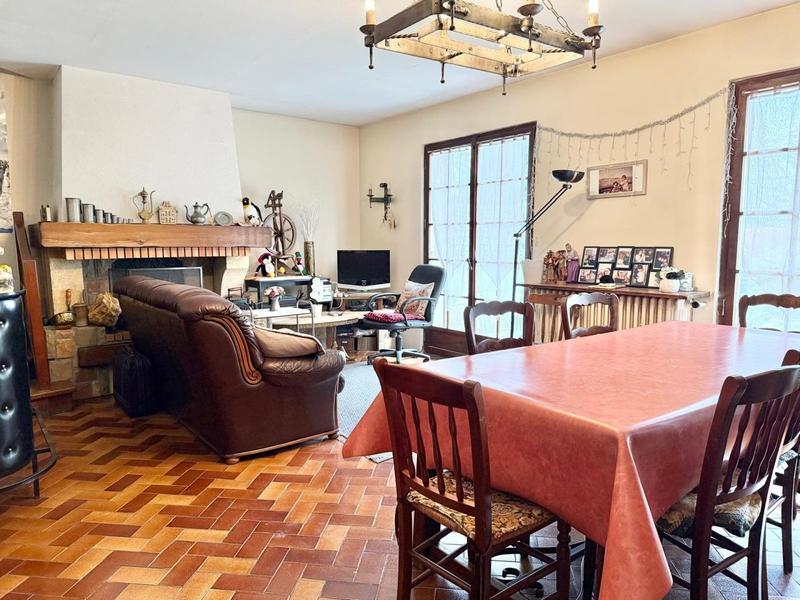 Maison - 112 m² - 6 pièces