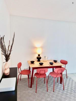 Chambre - 11 m² - 5 pièces