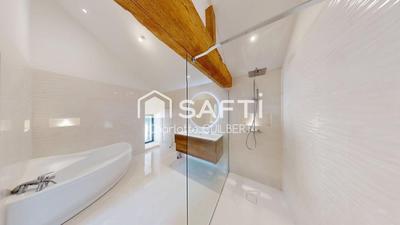 Maison - 265 m² - 6 pièces