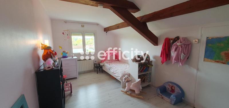 Maison - 193 m² - 7 pièces