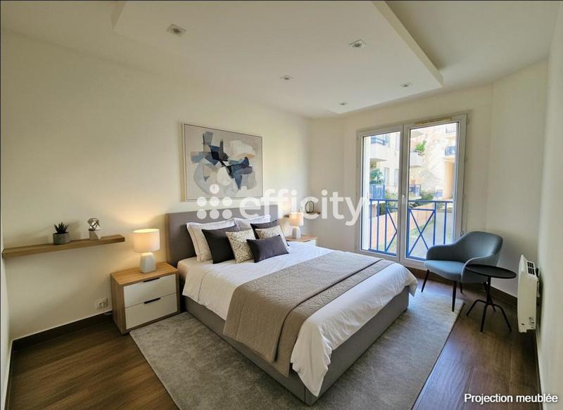 Appartement - 90 m² - 4 pièces