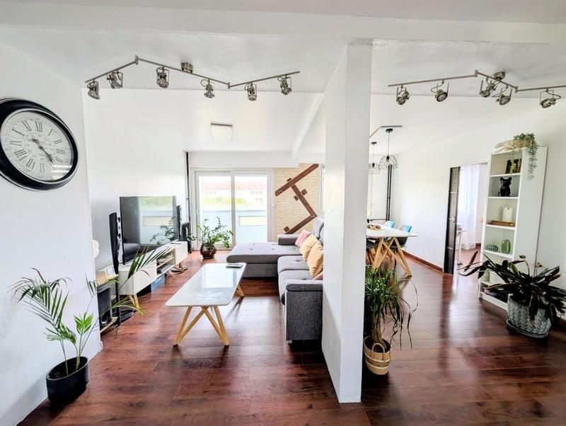 Appartement - 75 m² - 4 pièces