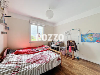 Appartement - 99 m² - 5 pièces