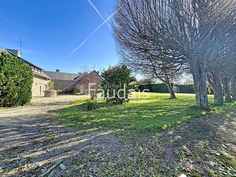 Maison - 94 m² - 5 pièces