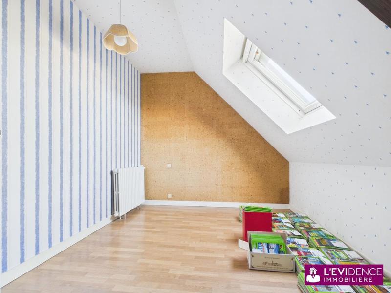 Maison - 122 m² - 6 pièces