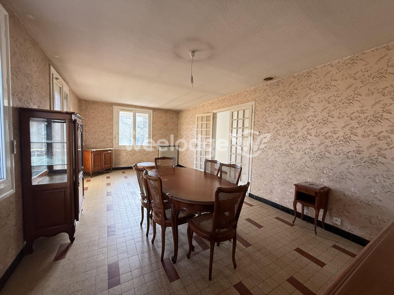 Maison traditionnelle - 156 m² - 5 pièces