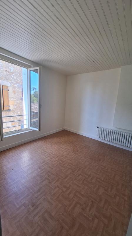 Maison - 90 m² - 3 pièces