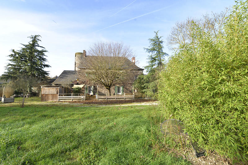 Maison - 286 m² - 8 pièces