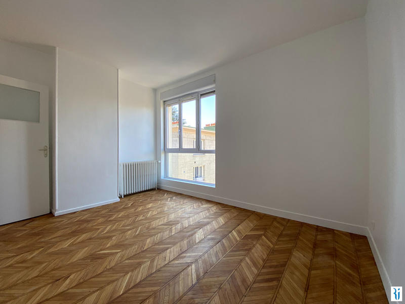 Appartement - 104 m² - 4 pièces