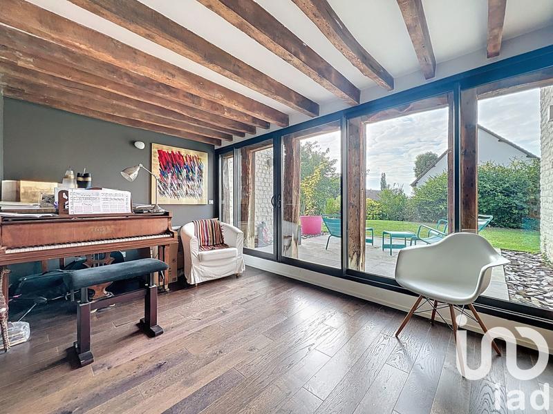 Maison - 220 m² - 8 pièces