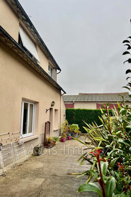 Maison - 143 m² - 6 pièces