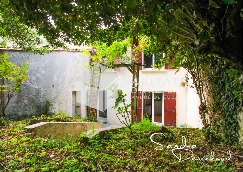 Maison - 104 m² - 4 pièces