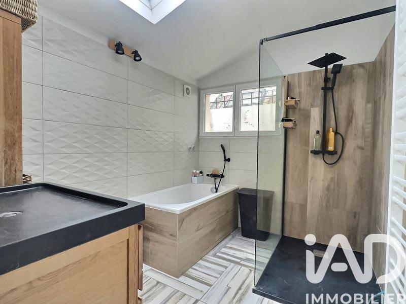 Maison - 140 m² - 6 pièces