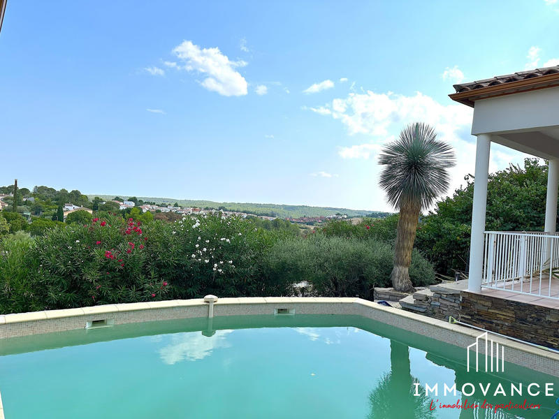 Villa - 180 m² - 6 pièces