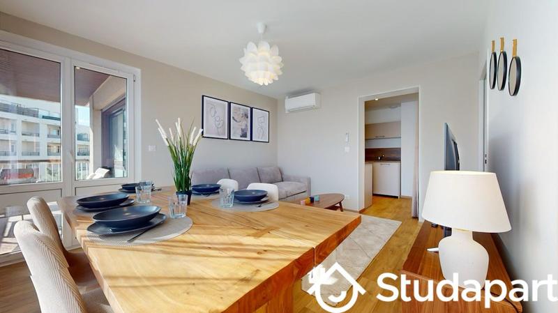 Chambre - 13 m² - 1 pièce