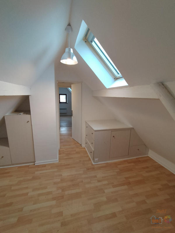 Maison - 104 m² - 4 pièces