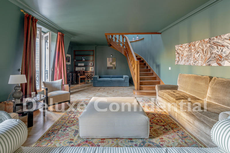 Appartement - 125 m² - 6 pièces