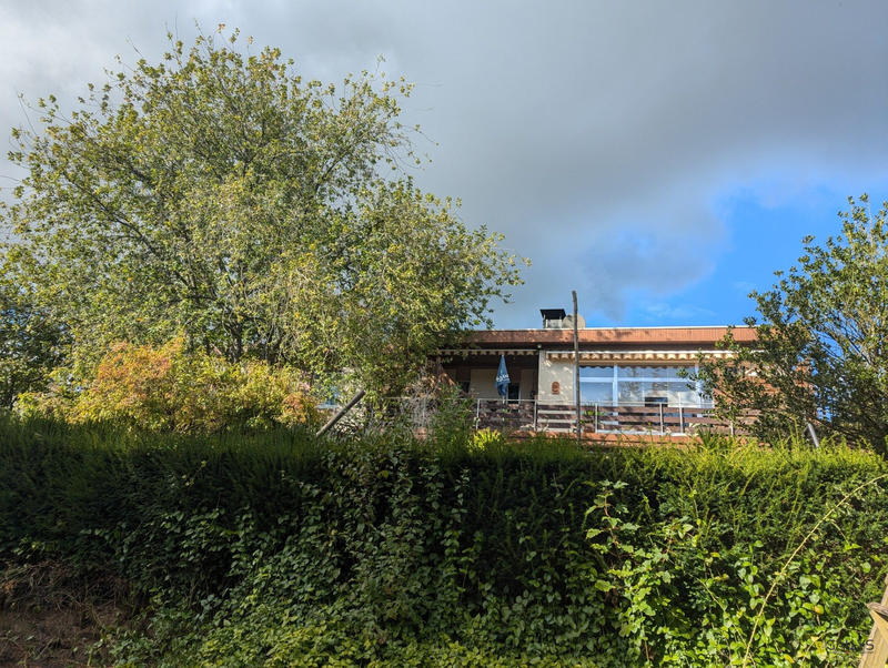 Maison - 170 m² - 9 pièces