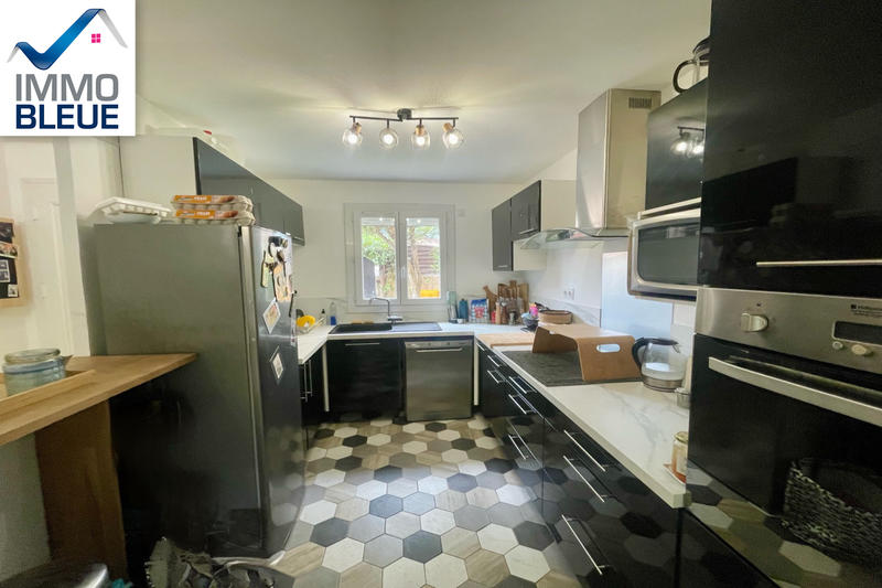 Pavillon - 100 m² - 5 pièces